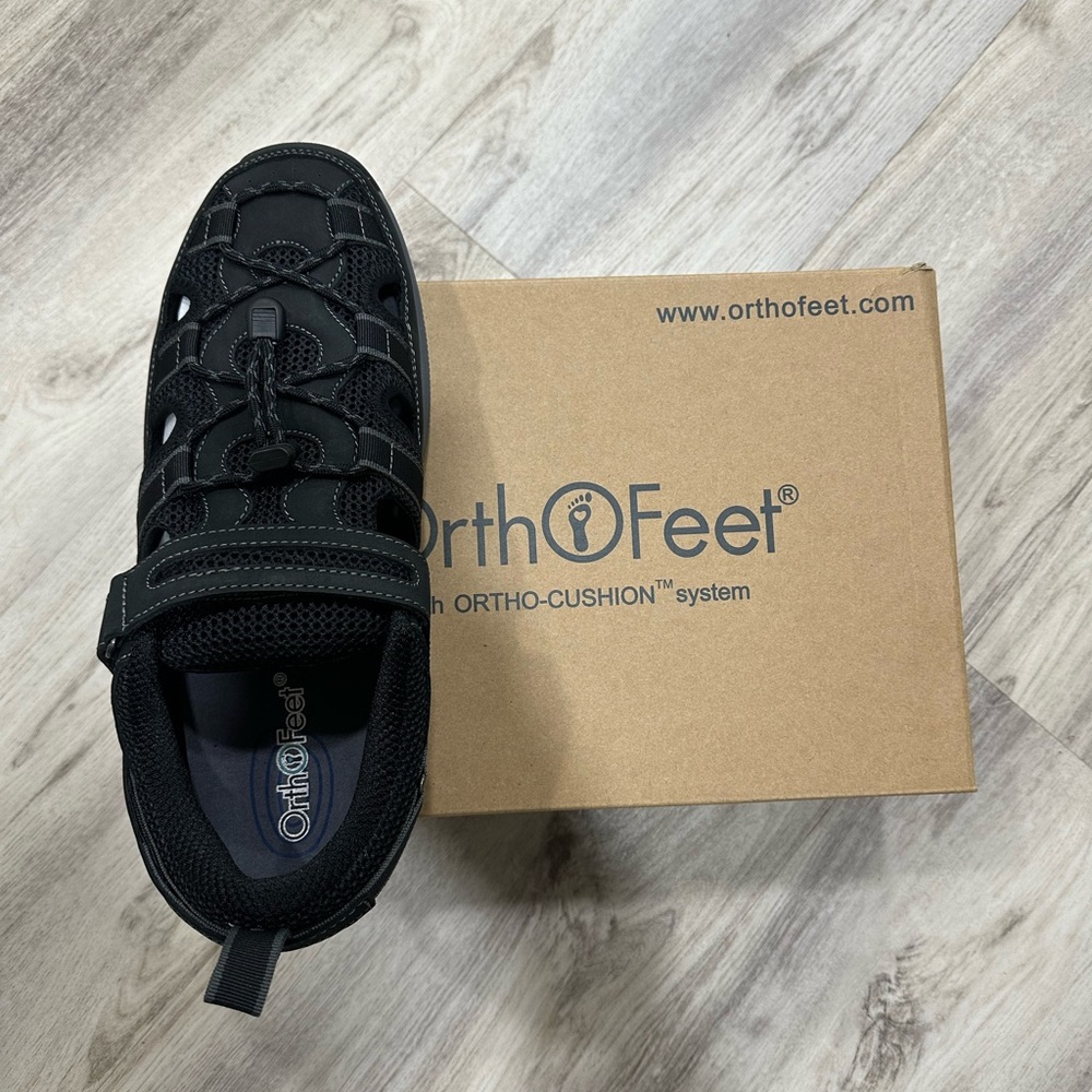 Orthofeet Men's Black Sandals
